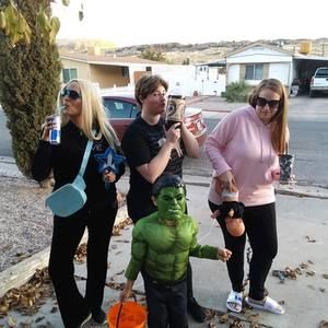 Meet your Posher, Kylee